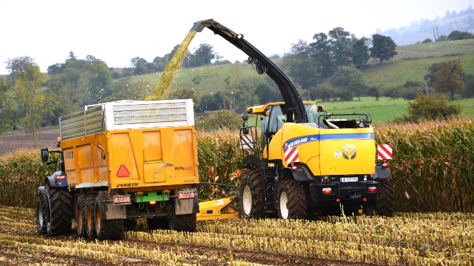 ensileuse New Holland FR500